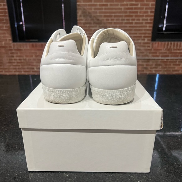 Maison Martin Margiela ‘Future’ Concealed Lace Fastened Trainers - Picture 4 of 10